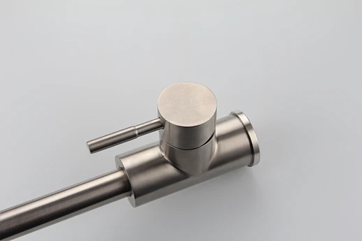 flexible kitchen faucet